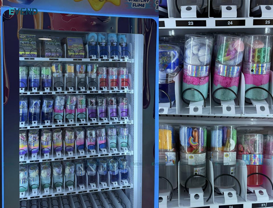 Máy bán đồ chơi tự động tại trung tâm thương mại