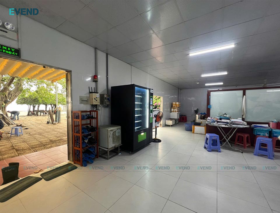 Hoàn thiện lắp đặt máy bán hàng tự động tại Công ty XNK Thủy Sản Bến Tre