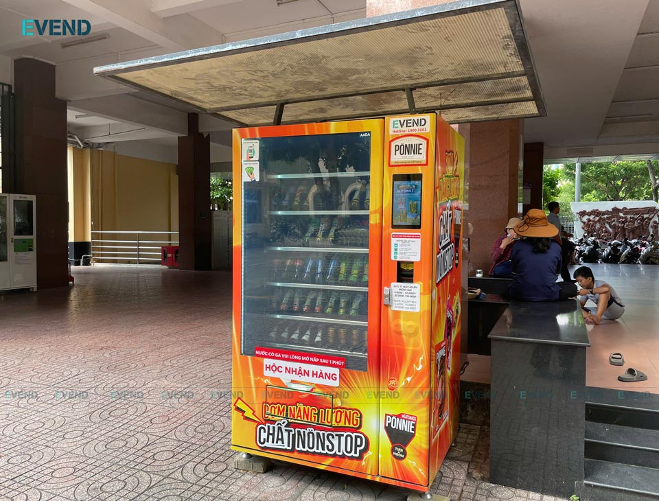 Decal quảng cáo trên máy bán hàng tiếp cận khách hàng mục tiêu