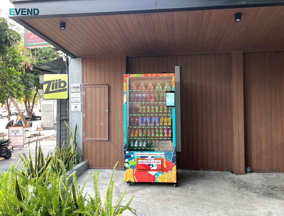 Máy bán hàng tự động thông minh tại sảnh văn phòng